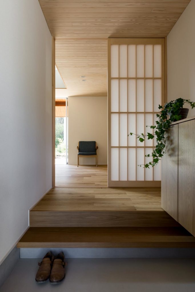 8 Tips & Ideas to Incorporate Japanese Home Decor to Your Interior Design