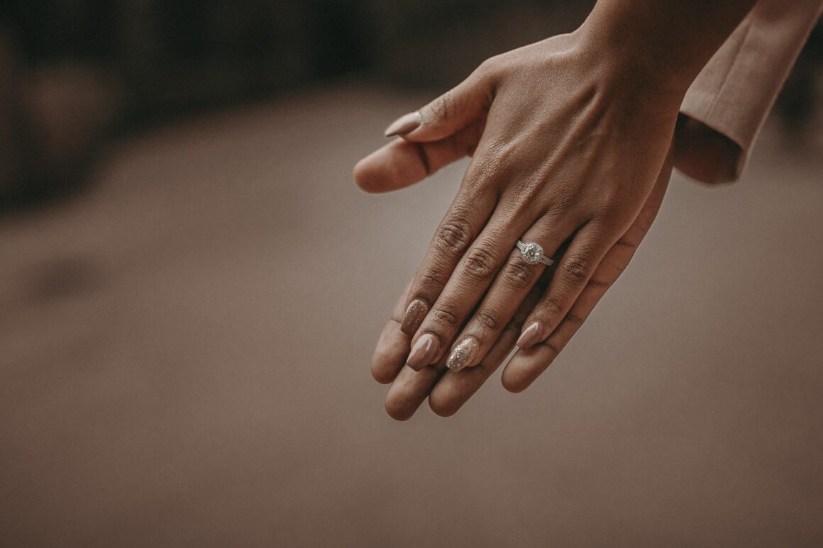 Conflict-Free Minimalist Engagement Ring Brands