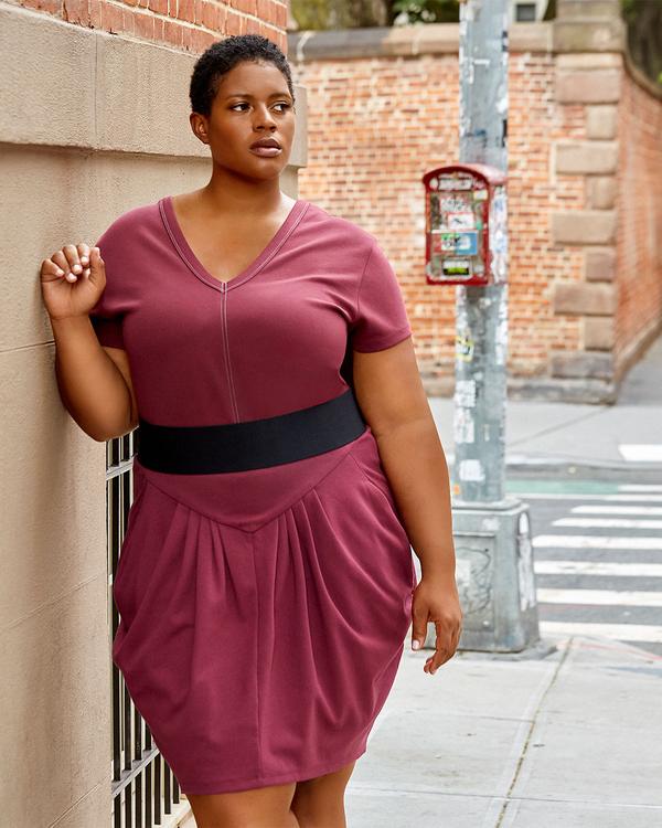 Best Plus-Size Minimalist Clothing Brands - See Rose Go