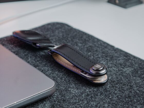 The Best Minimalist Keychains Based on Design & Functionality