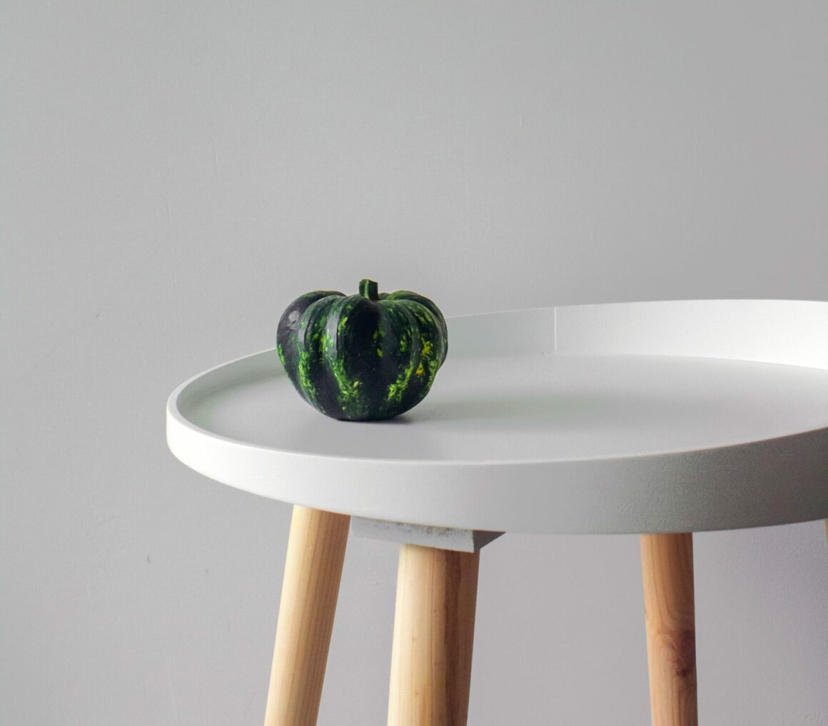 Picture of Best Minimalist Coffee Tables for an Elegant Living Room - Ianiko